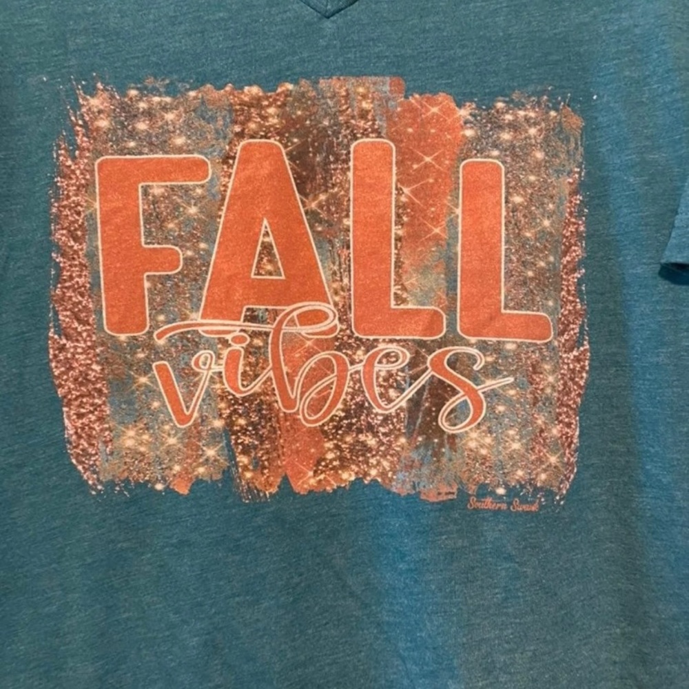 Fall Vibes Shirt - L - Picture 2 of 2
